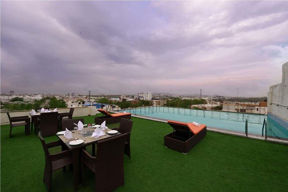 Jagrati Ananta Express Hotel Jaipur Exterior photo